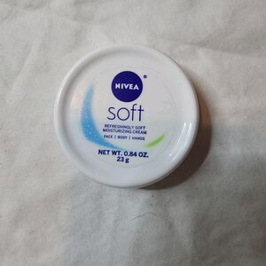 Nivea Soft Creme 0.84 Oz Cream By Nivea Travel Size